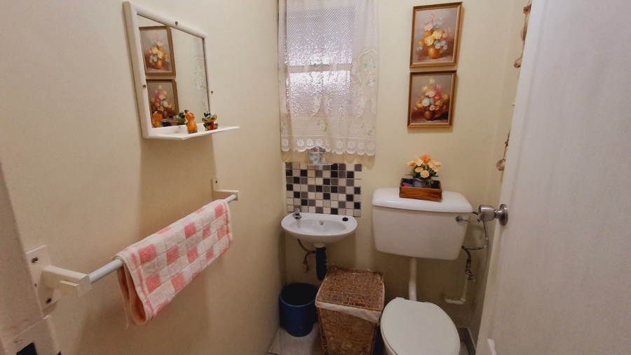3 Bedroom Property for Sale in Vaalpark Free State
